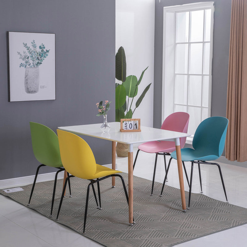 Home Scandinavian Side Chair Wingback Plastic Dining Room Chair with Black Legs Clearhalo ' kitchen&dining_furn' 'Dining Chairs' 'Dining Tables & Seating' 'dining_chair' 'furn' 'furn_dining_chair' 'Furniture' 'furniture_dining_chair' 'Kitchen & Dining Furniture' 'kitchen' 3724569