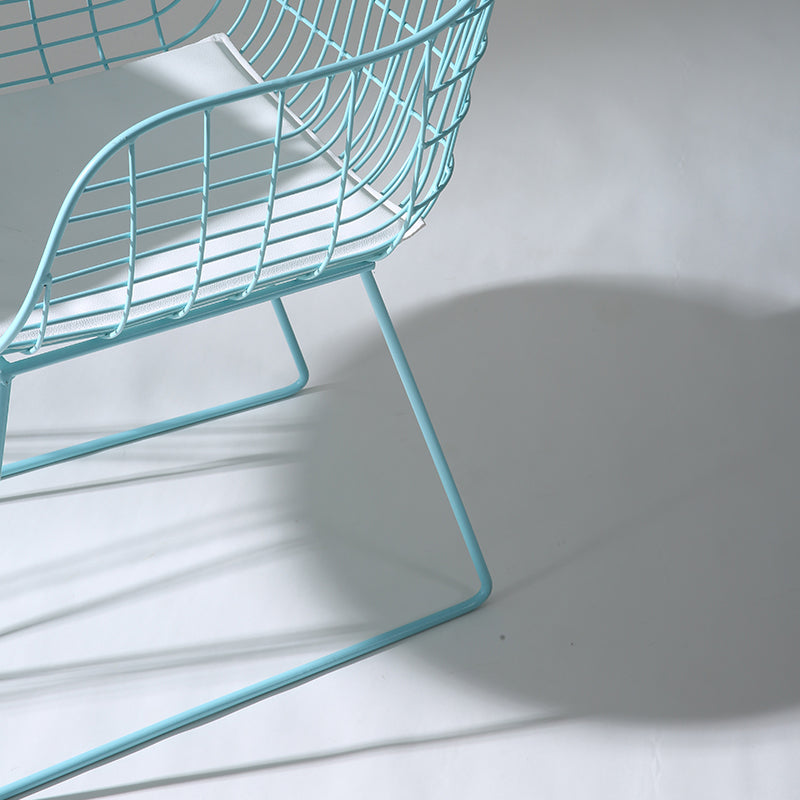 Contemporary Style Metal Dining Room Chair Windsor Back Arm Chair for Kitchen Clearhalo ' kitchen&dining_furn' 'Dining Chairs' 'Dining Tables & Seating' 'dining_chair' 'furn' 'furn_dining_chair' 'Furniture' 'furniture_dining_chair' 'Kitchen & Dining Furniture' 'kitchen' 3724897