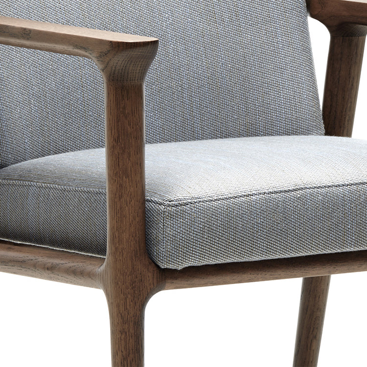 Traditional Style Ash Wood Chairs Solid Back Arm Kichen Dining Rooms Chair Clearhalo ' kitchen&dining_furn' 'Dining Chairs' 'Dining Tables & Seating' 'dining_chair' 'furn' 'furn_dining_chair' 'Furniture' 'furniture_dining_chair' 'Kitchen & Dining Furniture' 'kitchen' 3725104