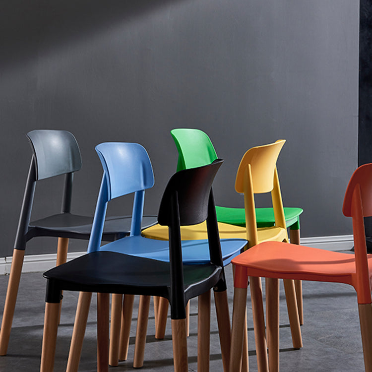 Contemporary Style Plastic Dining Chair Open Back Dining Side Chair for Kitchen Clearhalo ' kitchen&dining_furn' 'Dining Chairs' 'Dining Tables & Seating' 'dining_chair' 'furn' 'furn_dining_chair' 'Furniture' 'furniture_dining_chair' 'Kitchen & Dining Furniture' 'kitchen' 3740546