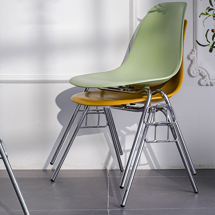 Minimalist Style Solid Back Plastic Chair for Home Use Stackable Armless Side Chair Clearhalo ' kitchen&dining_furn' 'Dining Chairs' 'Dining Tables & Seating' 'dining_chair' 'Furniture' 'furniture_dining_chair' 'Kitchen & Dining Furniture' 'kitchen' 3755393