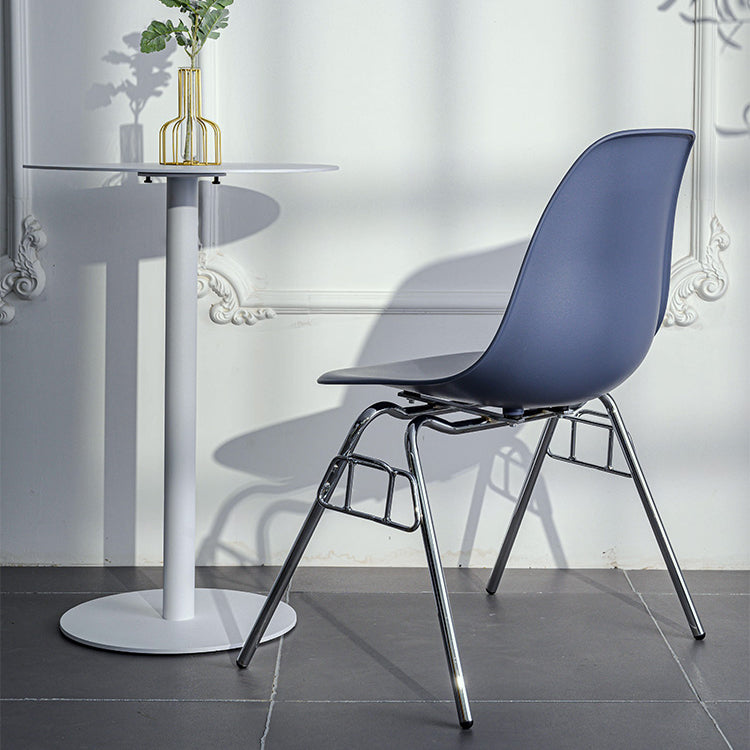 Minimalist Style Solid Back Plastic Chair for Home Use Stackable Armless Side Chair Clearhalo ' kitchen&dining_furn' 'Dining Chairs' 'Dining Tables & Seating' 'dining_chair' 'Furniture' 'furniture_dining_chair' 'Kitchen & Dining Furniture' 'kitchen' 3755409