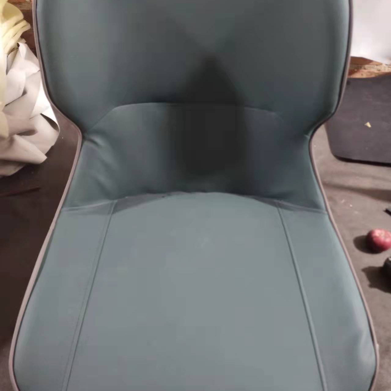 European Glam Style Metal Chair Set Wingback Side Dining Room Kitchen Chairs Clearhalo ' kitchen&dining_furn' 'Dining Chairs' 'Dining Tables & Seating' 'dining_chair' 'furn' 'furn_dining_chair' 'Furniture' 'furniture_dining_chair' 'Kitchen & Dining Furniture' 'kitchen' 3779530