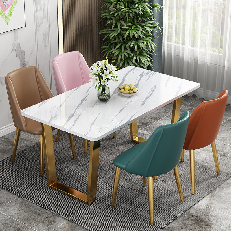 Table rectangulaire de luxe traditionnelle en métal, table en pierre frittée blanche avec base luge