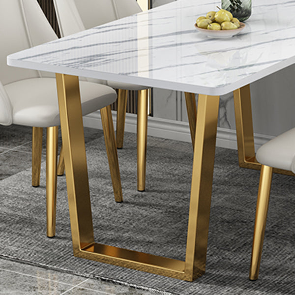 Table rectangulaire de luxe traditionnelle en métal, table en pierre frittée blanche avec base luge