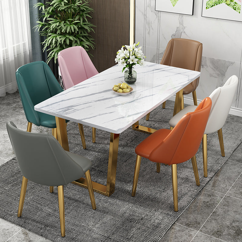 Table rectangulaire de luxe traditionnelle en métal, table en pierre frittée blanche avec base luge