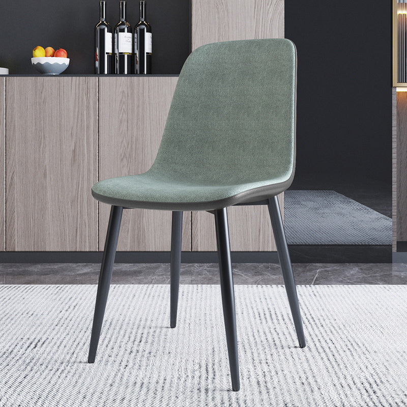 Home Scandinavian Side Chair Solid Back Metal Dining Room Chair with Black Legs Green 1 Piece Black Clearhalo ' kitchen&dining_furn' 'Dining Chairs' 'Dining Tables & Seating' 'dining_chair' 'furn' 'furn_dining_chair' 'Furniture' 'furniture_dining_chair' 'Kitchen & Dining Furniture' 'kitchen' 3827654
