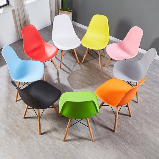 Contemporary Style Plastic Dining Chair Home Side Solid Back Chair for Kitchen Clearhalo ' kitchen&dining_furn' 'Dining Chairs' 'Dining Tables & Seating' 'dining_chair' 'Furniture' 'furniture_dining_chair' 'Kitchen & Dining Furniture' 'kitchen' 3835636