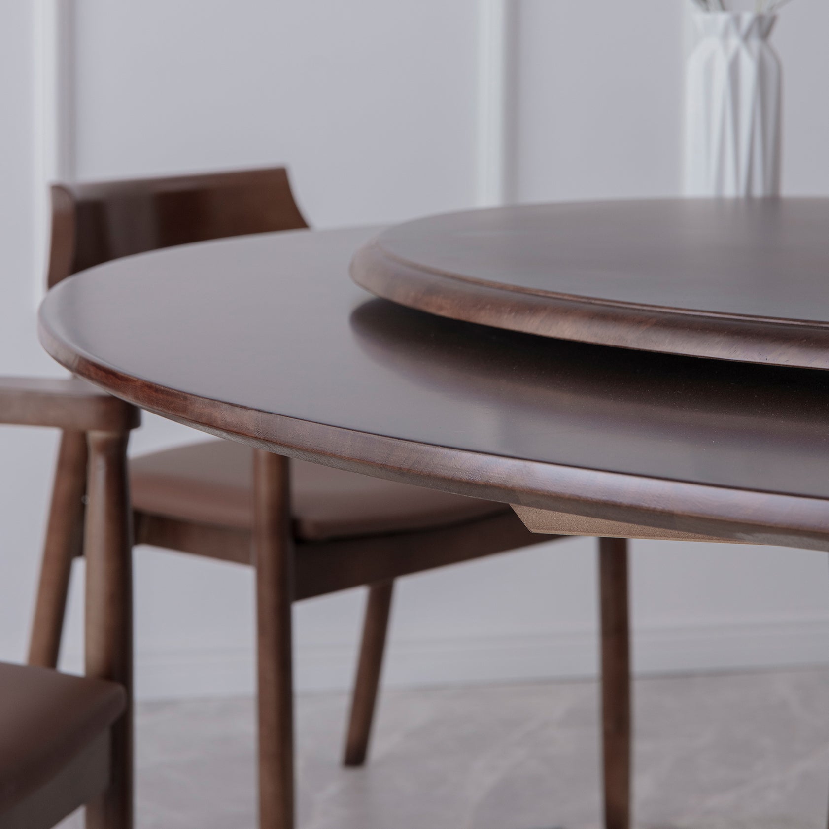 Rotatable Wooden Round Table in Brown Rubber Wood Dining Table with Pedestal Clearhalo ' dining_table' 'Dining Tables & Seating' 'Dining Tables' 'furn' 'furn_dining_table' 'Furniture' 'furniture_dining_table' 'Kitchen & Dining Furniture' 'kitchen&dining_furn' 'kitchen' 'kitchen_dining_table' 3854955