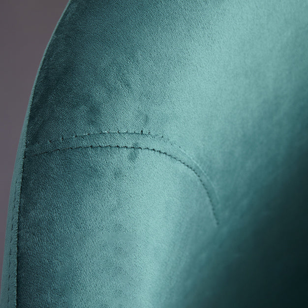 Modern Style Wingback Dining Chairs Velvet Upholstered Dining Chairs for Home Use (Set of 2) Clearhalo ' kitchen&dining_furn' 'Dining Chairs' 'Dining Tables & Seating' 'dining_chair' 'furn' 'furn_dining_chair' 'Furniture' 'furniture_dining_chair' 'Kitchen & Dining Furniture' 'kitchen' 3858881