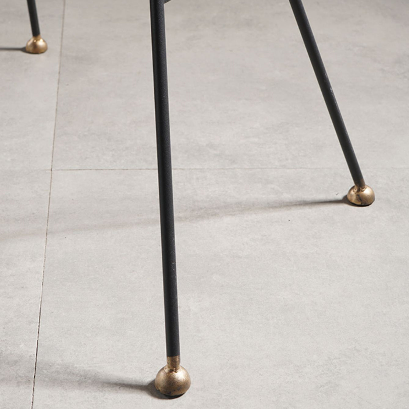 Contemporary Style Leather Chair Armless Chair with Metal Legs for Kitchen Clearhalo ' kitchen&dining_furn' 'Dining Chairs' 'Dining Tables & Seating' 'dining_chair' 'furn' 'furn_dining_chair' 'Furniture' 'furniture_dining_chair' 'Kitchen & Dining Furniture' 'kitchen' 3859131