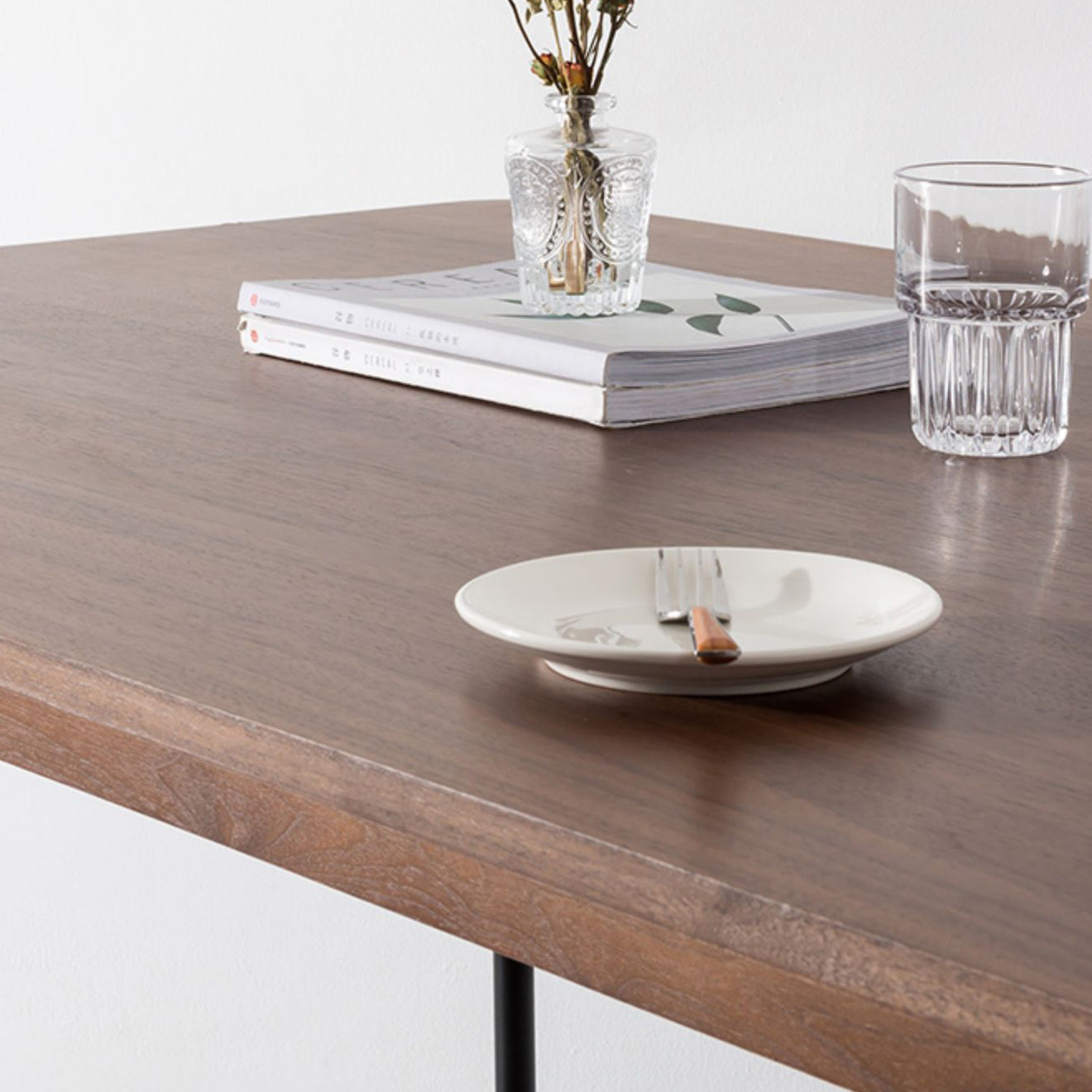 Rectangle Pine Solid Wood Table Luxury Dining Table in Brown with 4 Legs for Restaurant Clearhalo ' dining_table' 'Dining Tables & Seating' 'Dining Tables' 'furn' 'furn_dining_table' 'Furniture' 'furniture_dining_table' 'Kitchen & Dining Furniture' 'kitchen&dining_furn' 'kitchen' 'kitchen_dining_table' 3864670