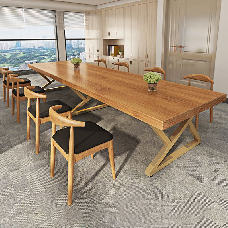 Traditional Luxury Rectangle Dining Room Table Pine Solid Wood Table with Metal Base Clearhalo ' dining_table' 'Dining Tables & Seating' 'Dining Tables' 'furn' 'furn_dining_table' 'Furniture' 'furniture_dining_table' 'Kitchen & Dining Furniture' 'kitchen&dining_furn' 'kitchen' 'kitchen_dining_table' 3876012
