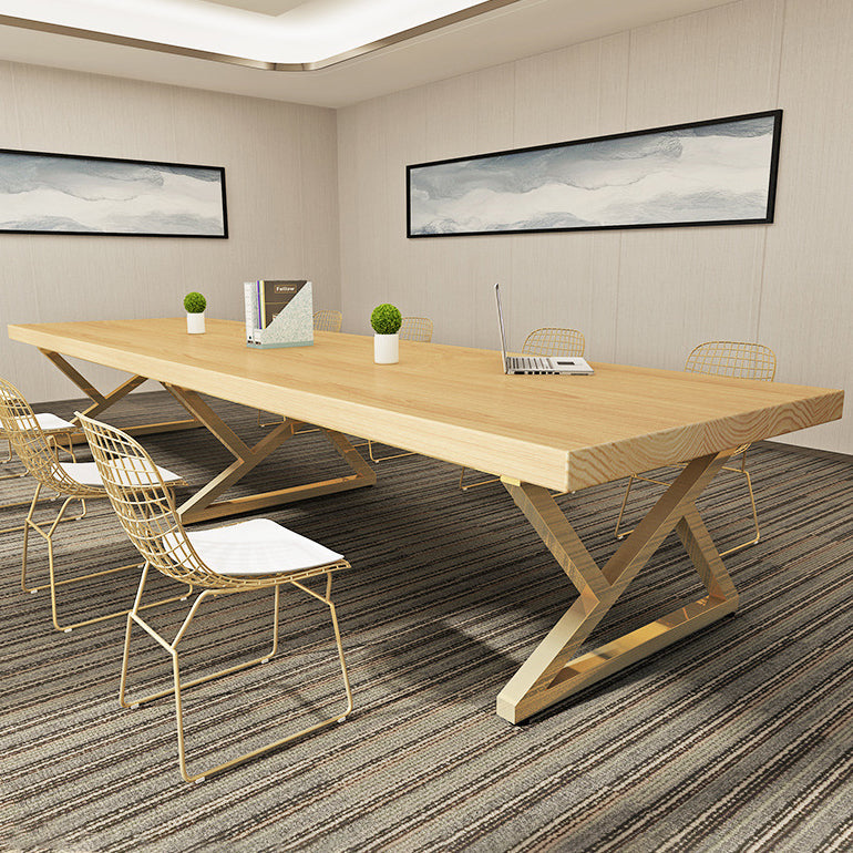 Traditional Luxury Rectangle Dining Room Table Pine Solid Wood Table with Metal Base Clearhalo ' dining_table' 'Dining Tables & Seating' 'Dining Tables' 'furn' 'furn_dining_table' 'Furniture' 'furniture_dining_table' 'Kitchen & Dining Furniture' 'kitchen&dining_furn' 'kitchen' 'kitchen_dining_table' 3876015