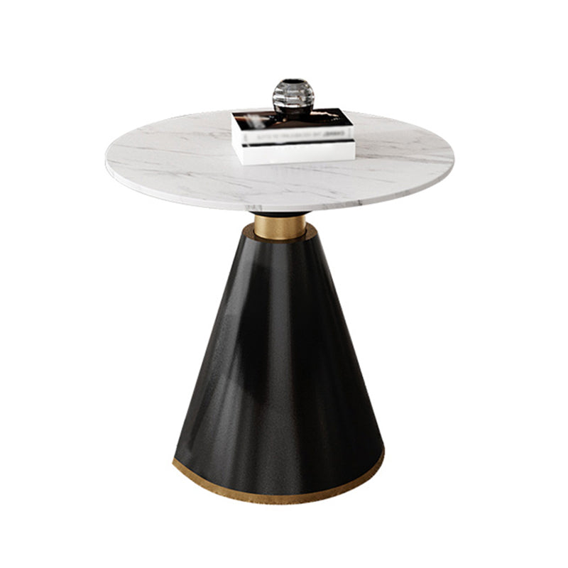 Traditional Luxury Sintered Stone Dining Room Table Round Pedestal Table Without Chairs Clearhalo ' dining_table' 'Dining Tables & Seating' 'Dining Tables' 'furn' 'furn_dining_table' 'Furniture' 'furniture_dining_table' 'Kitchen & Dining Furniture' 'kitchen&dining_furn' 'kitchen' 'kitchen_dining_table' 3886188