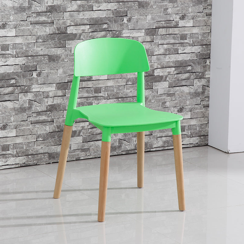 Contemporary Style Plastic Dining Chair Open Back Dining Side Chairs for Kitchen Clearhalo ' kitchen&dining_furn' 'Dining Chairs' 'Dining Tables & Seating' 'dining_chair' 'furn' 'furn_dining_chair' 'Furniture' 'furniture_dining_chair' 'Kitchen & Dining Furniture' 'kitchen' 3909908