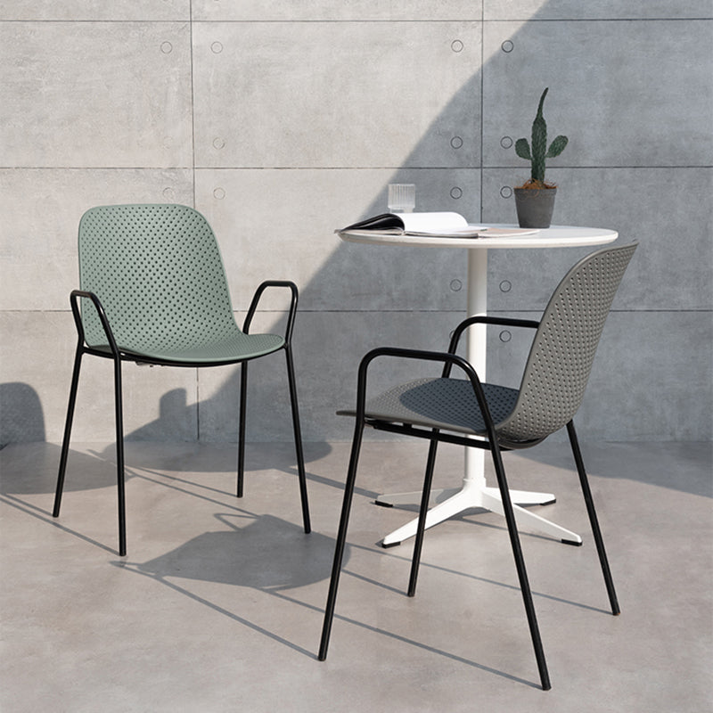Scandinavian Style Plastic Dining Armchair Solid Back Dining Single Chair Clearhalo ' kitchen&dining_furn' 'Dining Chairs' 'Dining Tables & Seating' 'dining_chair' 'furn' 'furn_dining_chair' 'Furniture' 'furniture_dining_chair' 'Kitchen & Dining Furniture' 'kitchen' 3909980
