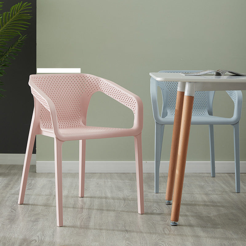 Modern Style Plastic Dining Chair Stackable Dining Side Chairs for Kitchen Clearhalo ' kitchen&dining_furn' 'Dining Chairs' 'Dining Tables & Seating' 'dining_chair' 'furn' 'furn_dining_chair' 'Furniture' 'furniture_dining_chair' 'Kitchen & Dining Furniture' 'kitchen' 3910339