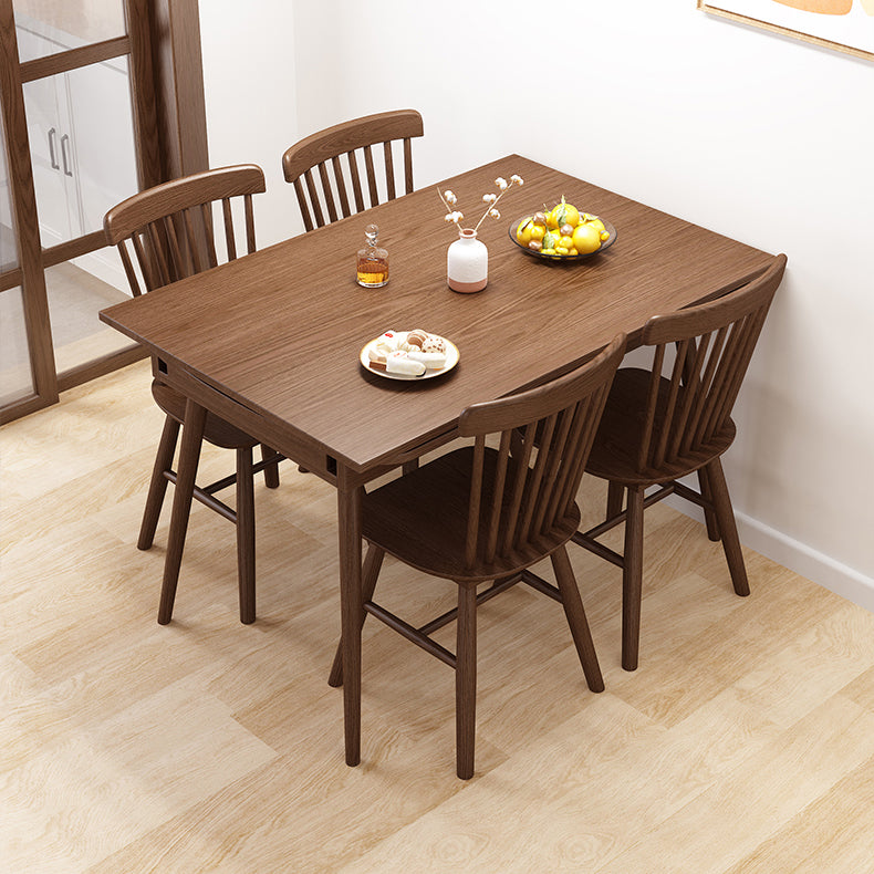 Extendable Rubber Wood Table in Nature/walnut Modern Rectangle Table with 4 Legs Clearhalo ' dining_table' 'Dining Tables & Seating' 'Dining Tables' 'Furniture' 'furniture_dining_table' 'Kitchen & Dining Furniture' 'kitchen&dining_furn' 'kitchen' 'kitchen_dining_table' 3923231