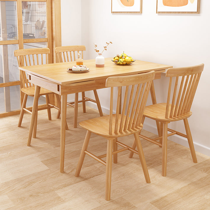 Extendable Rubber Wood Table in Nature/walnut Modern Rectangle Table with 4 Legs Clearhalo ' dining_table' 'Dining Tables & Seating' 'Dining Tables' 'Furniture' 'furniture_dining_table' 'Kitchen & Dining Furniture' 'kitchen&dining_furn' 'kitchen' 'kitchen_dining_table' 3923233