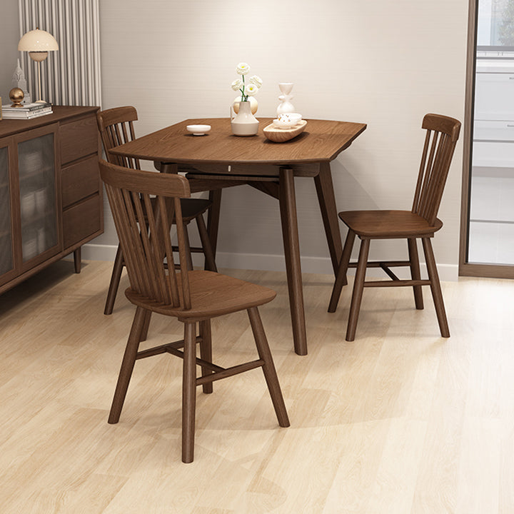 Extendable Round Dining Table for Restaurant Modern Rubber Wood Table with 4 Legs Clearhalo ' dining_table' 'Dining Tables & Seating' 'Dining Tables' 'furn' 'furn_dining_table' 'Furniture' 'furniture_dining_table' 'Kitchen & Dining Furniture' 'kitchen&dining_furn' 'kitchen' 'kitchen_dining_table' 3923341