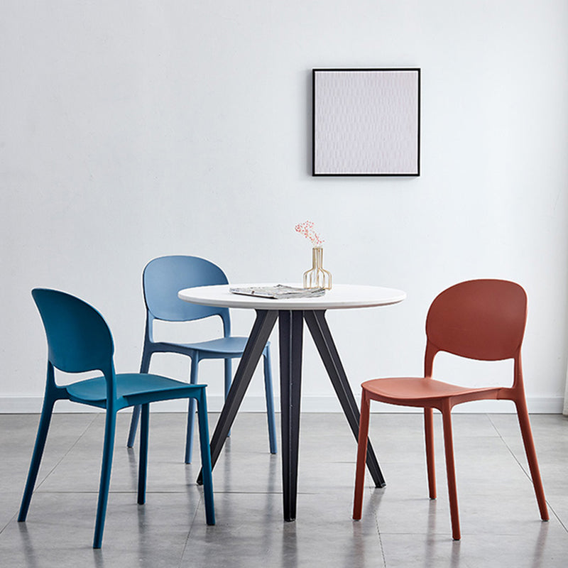 Matte Finish Plastic Dining Side Chair Open Back Stackable Dining Chair Clearhalo ' kitchen&dining_furn' 'Dining Chairs' 'Dining Tables & Seating' 'dining_chair' 'furn' 'furn_dining_chair' 'Furniture' 'furniture_dining_chair' 'Kitchen & Dining Furniture' 'kitchen' 3944487