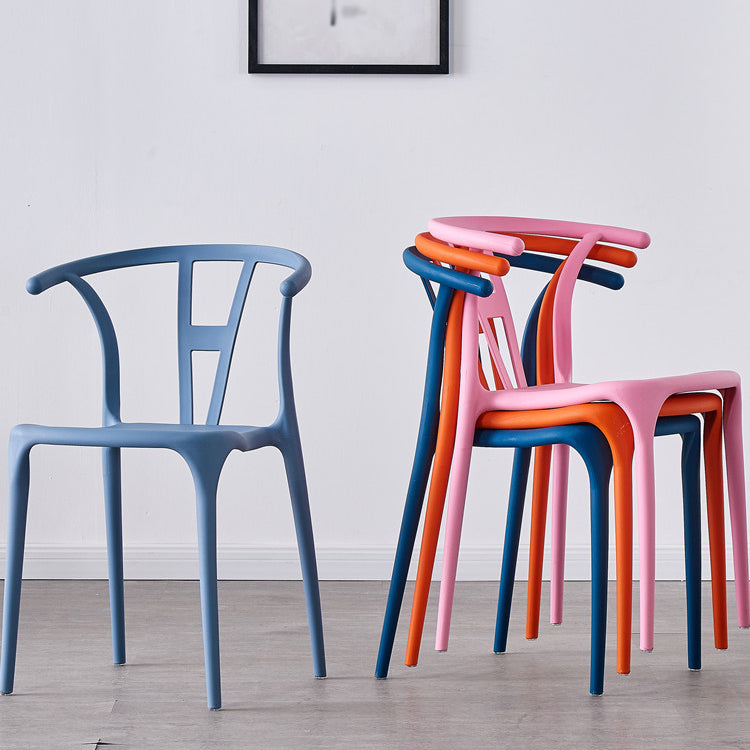 Scandinavian Plastic Armless Dining Chairs Stackable Dining Side Chair (Set of 4) Clearhalo ' kitchen&dining_furn' 'Dining Chairs' 'Dining Tables & Seating' 'dining_chair' 'furn' 'furn_dining_chair' 'Furniture' 'furniture_dining_chair' 'Kitchen & Dining Furniture' 'kitchen' 3956786