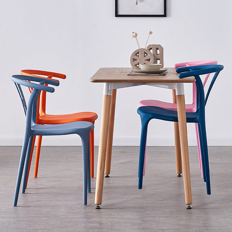 Scandinavian Plastic Armless Dining Chairs Stackable Dining Side Chair (Set of 4) Clearhalo ' kitchen&dining_furn' 'Dining Chairs' 'Dining Tables & Seating' 'dining_chair' 'furn' 'furn_dining_chair' 'Furniture' 'furniture_dining_chair' 'Kitchen & Dining Furniture' 'kitchen' 3956790