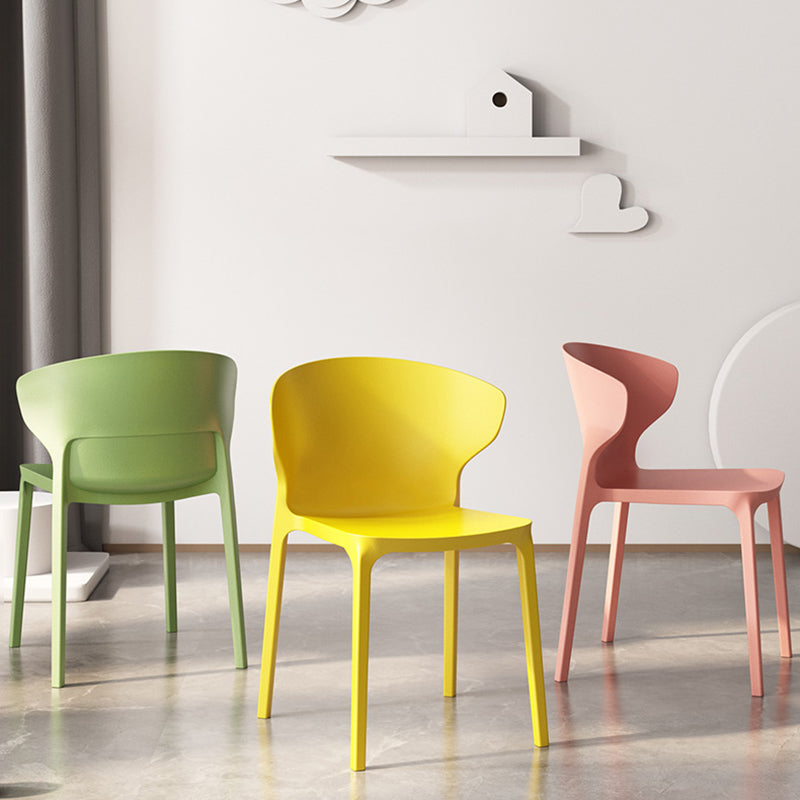 Scandinavian Meeting Room Plastic Side Chair Matte Finish Wingback Dining Chair (Set of 4) Clearhalo ' kitchen&dining_furn' 'Dining Chairs' 'Dining Tables & Seating' 'dining_chair' 'furn' 'furn_dining_chair' 'Furniture' 'furniture_dining_chair' 'Kitchen & Dining Furniture' 'kitchen' 3957328