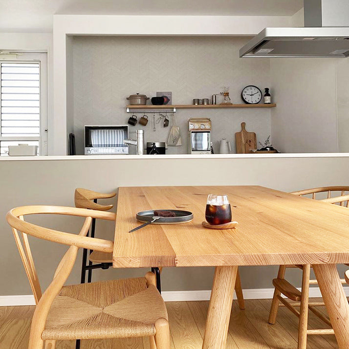 Contemporary Style Pine Dining Table 4 Legs Solid Wood Base Rectangle Table for Home Clearhalo ' dining_table' 'Dining Tables & Seating' 'Dining Tables' 'furn' 'furn_dining_table' 'Furniture' 'furniture_dining_table' 'Kitchen & Dining Furniture' 'kitchen&dining_furn' 'kitchen' 'kitchen_dining_table' 3959446