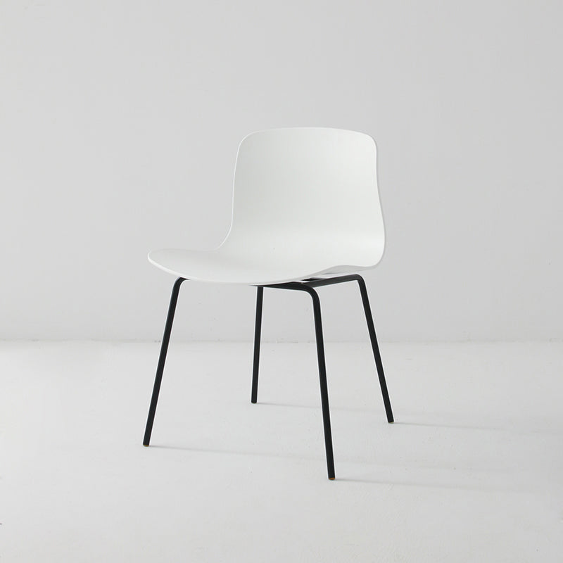 Contemporary Metal Dining Armless Chairs Plastic Dining Chairs for Restaurant White 1 Piece Black Clearhalo ' kitchen&dining_furn' 'Dining Chairs' 'Dining Tables & Seating' 'dining_chair' 'furn' 'furn_dining_chair' 'Furniture' 'furniture_dining_chair' 'Kitchen & Dining Furniture' 'kitchen' 3966643