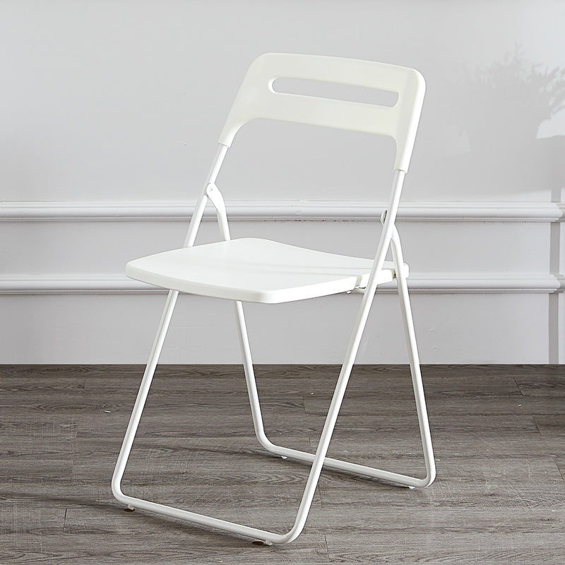 Modern Indoor-Outdoor Metal Side Chair Folding Armless Dining Side Chair White 1 Piece Clearhalo ' kitchen&dining_furn' 'Dining Chairs' 'Dining Tables & Seating' 'dining_chair' 'furn' 'furn_dining_chair' 'Furniture' 'furniture_dining_chair' 'Kitchen & Dining Furniture' 'kitchen' 3967002