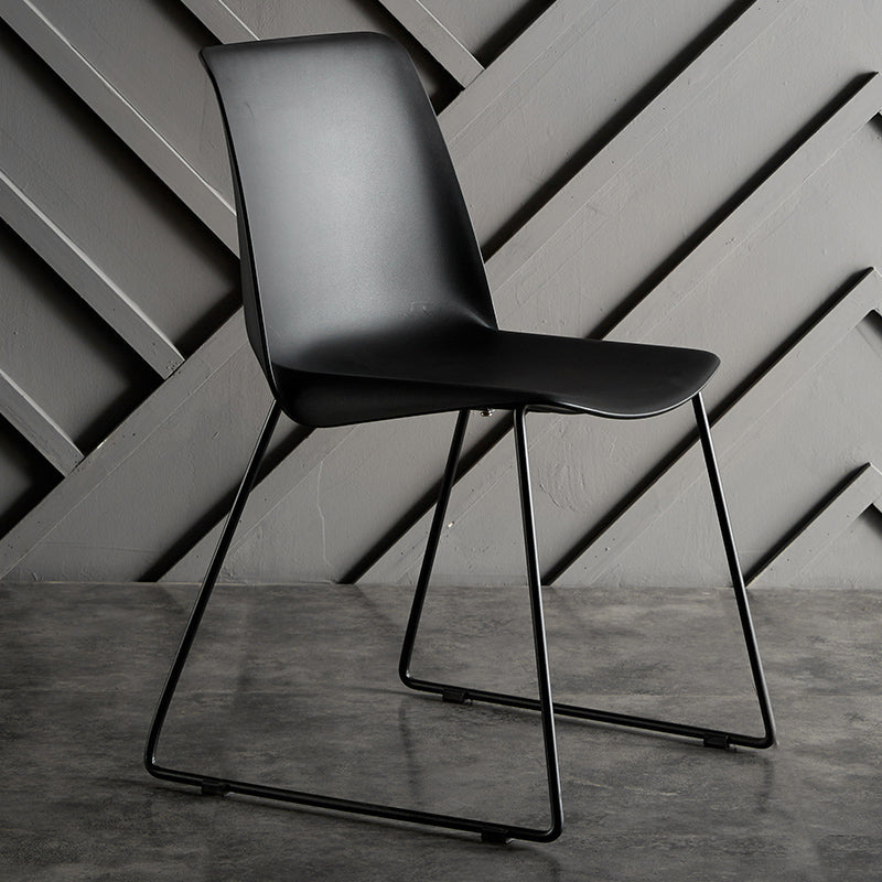 Industrial Style Metal Dining Room Chairs Armless Dining Chair for Restaurant Black 1 Piece Clearhalo ' kitchen&dining_furn' 'Dining Chairs' 'Dining Tables & Seating' 'dining_chair' 'Furniture' 'furniture_dining_chair' 'Kitchen & Dining Furniture' 'kitchen' 3968145