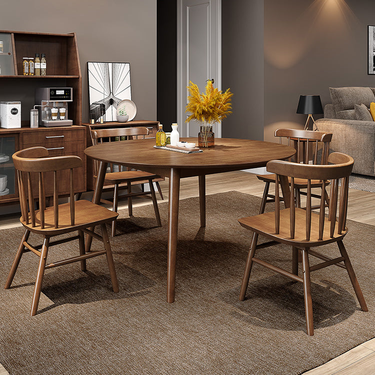 Rubber Wood Round Table for Restaurant Modern Dining Table in Nature/Walnut with 4 Legs Clearhalo ' dining_table' 'Dining Tables & Seating' 'Dining Tables' 'furn' 'furn_dining_table' 'Furniture' 'furniture_dining_table' 'Kitchen & Dining Furniture' 'kitchen&dining_furn' 'kitchen' 'kitchen_dining_table' 3979638