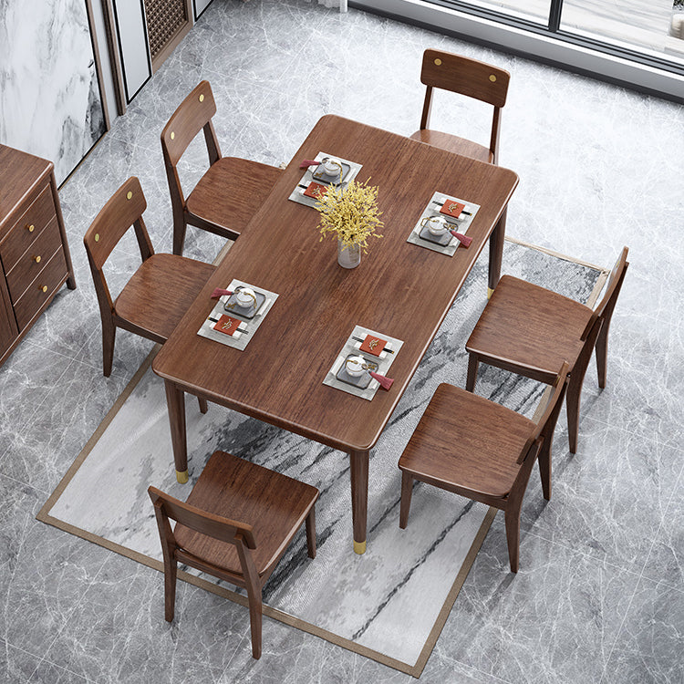 Traditional Luxury Style Dining Table Rectangle 4 Legs Table for Home Use Clearhalo ' dining_table' 'Dining Tables & Seating' 'Dining Tables' 'furn' 'furn_dining_table' 'Furniture' 'furniture_dining_table' 'Kitchen & Dining Furniture' 'kitchen&dining_furn' 'kitchen' 'kitchen_dining_table' 3980298