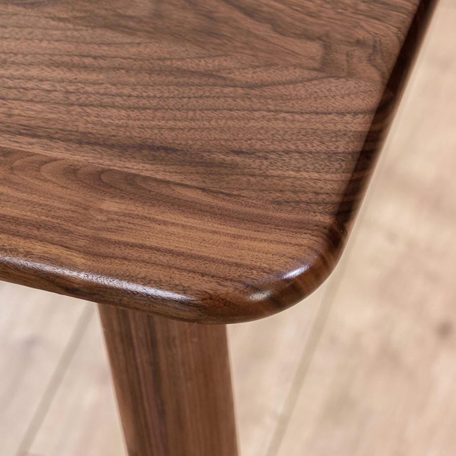 Solid Wood Traditional Luxury Rectangle Dining Table Wood Top Table for Dining Room Clearhalo ' dining_table' 'Dining Tables & Seating' 'Dining Tables' 'furn' 'furn_dining_table' 'Furniture' 'furniture_dining_table' 'Kitchen & Dining Furniture' 'kitchen&dining_furn' 'kitchen' 'kitchen_dining_table' 3980666