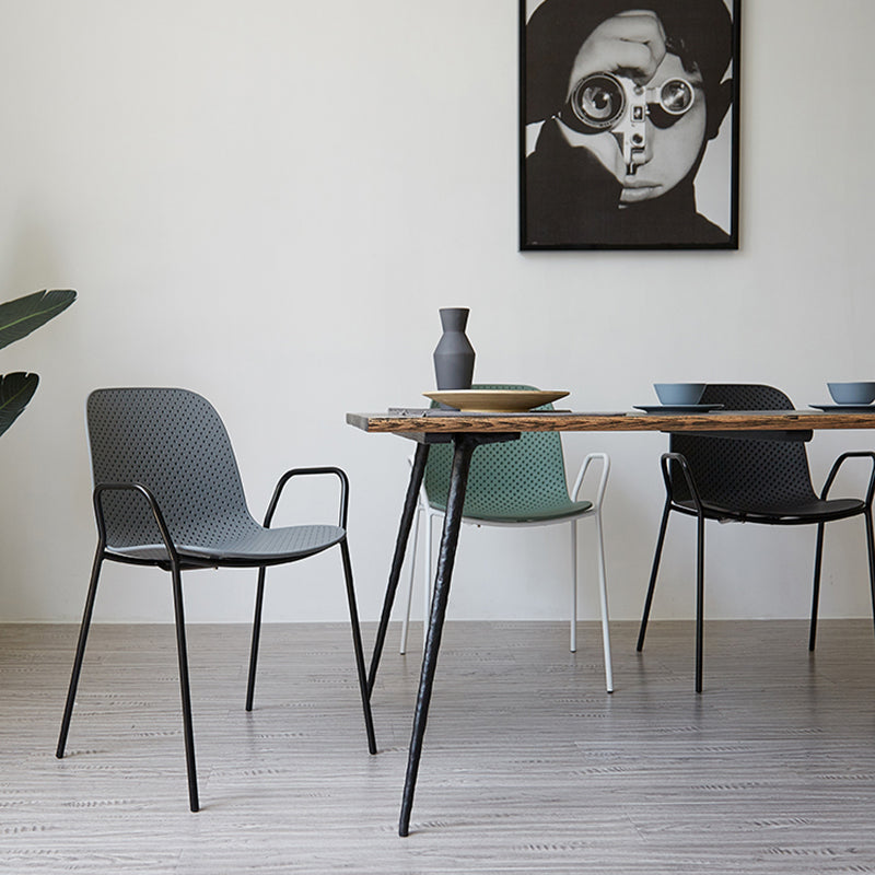 Industrial Style Kitchen Plastic Dining Chairs Dining Stackable Arm Chairs with Metal Legs Clearhalo ' kitchen&dining_furn' 'Dining Chairs' 'Dining Tables & Seating' 'dining_chair' 'furn' 'furn_dining_chair' 'Furniture' 'furniture_dining_chair' 'Kitchen & Dining Furniture' 'kitchen' 3999008