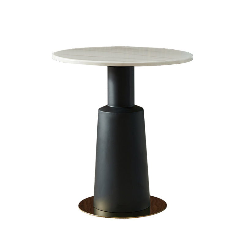 Round Pedestal Dining Table Traditional Luxury Furniture for Dining Room Black Without Chairs Clearhalo ' dining_table' 'Dining Tables & Seating' 'Dining Tables' 'furn' 'furn_dining_table' 'Furniture' 'furniture_dining_table' 'Kitchen & Dining Furniture' 'kitchen&dining_furn' 'kitchen' 'kitchen_dining_table' 4033075