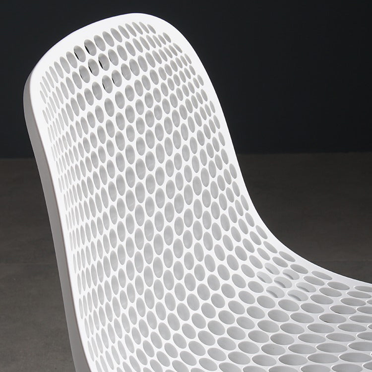 Scandinavian Style Plastic Dining Armless Chair Solid Back Chair with Wooden Legs Clearhalo ' kitchen&dining_furn' 'Dining Chairs' 'Dining Tables & Seating' 'dining_chair' 'furn' 'furn_dining_chair' 'Furniture' 'furniture_dining_chair' 'Kitchen & Dining Furniture' 'kitchen' 4039125