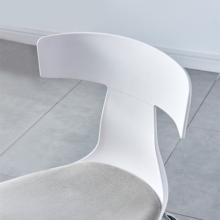 Stackable Dining Armless Chairs Indoor Dining Side Chairs with Metal Legs Clearhalo ' kitchen&dining_furn' 'Dining Chairs' 'Dining Tables & Seating' 'dining_chair' 'furn' 'furn_dining_chair' 'Furniture' 'furniture_dining_chair' 'Kitchen & Dining Furniture' 'kitchen' 4039415