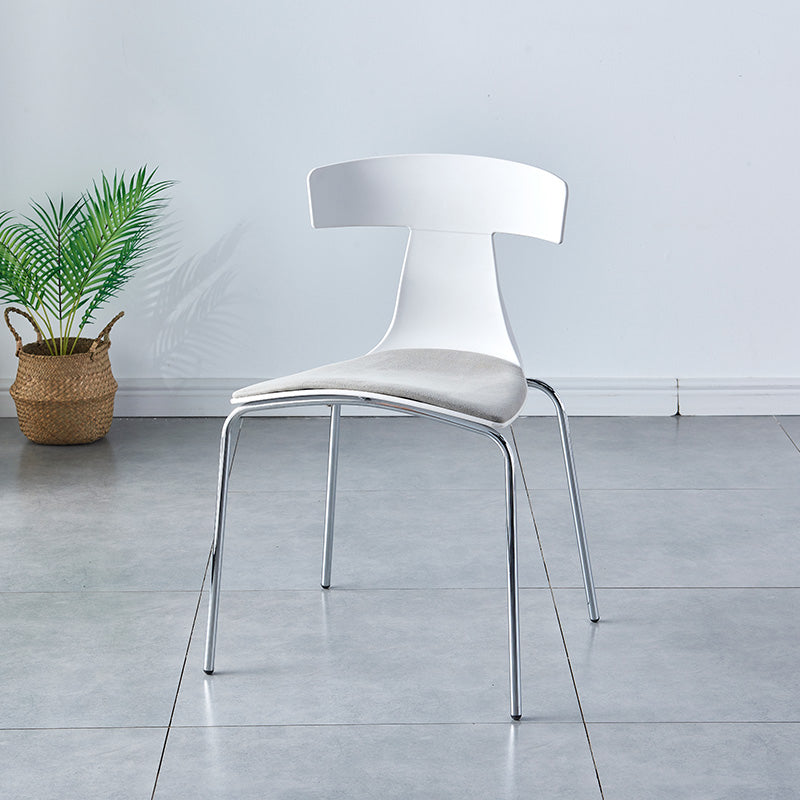 Stackable Dining Armless Chairs Indoor Dining Side Chairs with Metal Legs Off-White 1 Piece Clearhalo ' kitchen&dining_furn' 'Dining Chairs' 'Dining Tables & Seating' 'dining_chair' 'furn' 'furn_dining_chair' 'Furniture' 'furniture_dining_chair' 'Kitchen & Dining Furniture' 'kitchen' 4039416