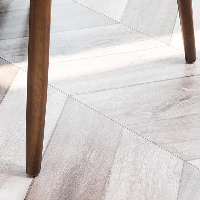 Traditional Solid Ash Wood Chairs Open Back Arm Dining Kitchen Chair Set Clearhalo ' kitchen&dining_furn' 'Dining Chairs' 'Dining Tables & Seating' 'dining_chair' 'furn' 'furn_dining_chair' 'Furniture' 'furniture_dining_chair' 'Kitchen & Dining Furniture' 'kitchen' 4039618