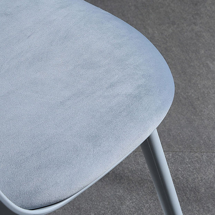 Plastic Scandinavian Dining Room Side Chair Matte Finish Parsons Dining Chair (Set of 4) Clearhalo ' kitchen&dining_furn' 'Dining Chairs' 'Dining Tables & Seating' 'dining_chair' 'furn' 'furn_dining_chair' 'Furniture' 'furniture_dining_chair' 'Kitchen & Dining Furniture' 'kitchen' 4055550