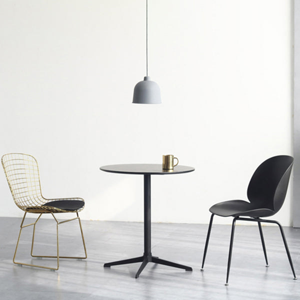 Metal Traditional Luxury Round Dining Table Manufactured Wood Indoor Table for Kitchen Clearhalo ' dining_table' 'Dining Tables & Seating' 'Dining Tables' 'furn' 'furn_dining_table' 'Furniture' 'furniture_dining_table' 'Kitchen & Dining Furniture' 'kitchen&dining_furn' 'kitchen' 'kitchen_dining_table' 4061143