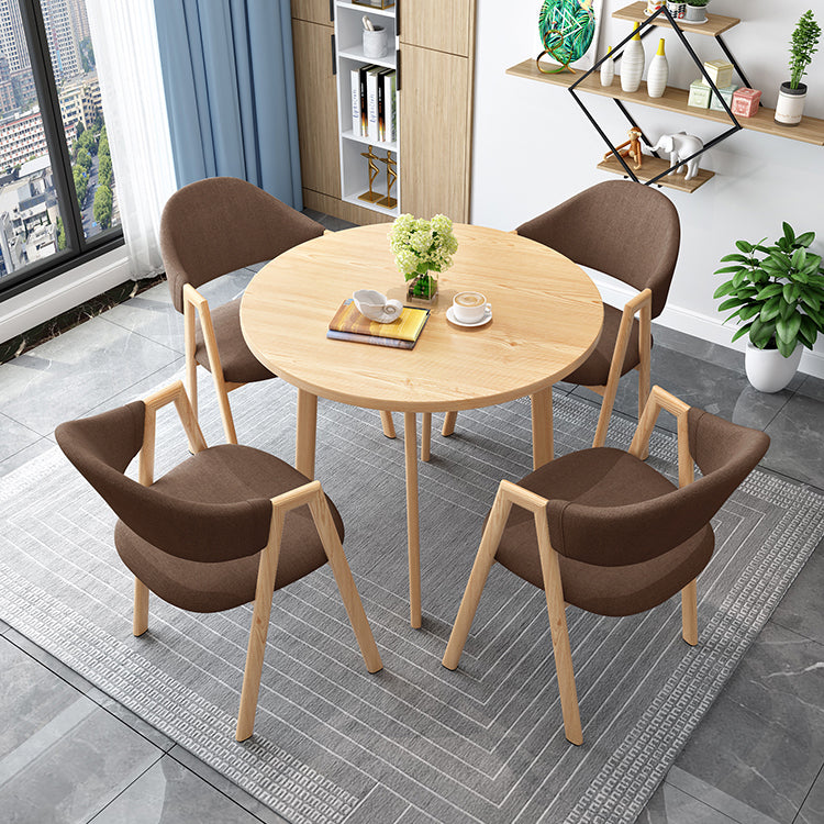Minimalist Round Shape MDF Table Standard Dining Table for Kitchen Clearhalo ' dining_table' 'Dining Tables & Seating' 'Dining Tables' 'furn' 'furn_dining_table' 'Furniture' 'furniture_dining_table' 'Kitchen & Dining Furniture' 'kitchen&dining_furn' 'kitchen' 'kitchen_dining_table' 4061258