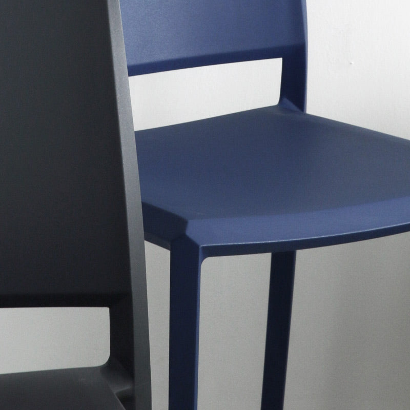 Nordic Style Plastic Dining Chair Open Back Dining Side Chair for Restaurant Clearhalo ' kitchen&dining_furn' 'Dining Chairs' 'Dining Tables & Seating' 'dining_chair' 'furn' 'furn_dining_chair' 'Furniture' 'furniture_dining_chair' 'Kitchen & Dining Furniture' 'kitchen' 4066582