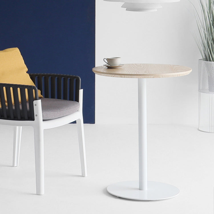 Round Solid Wood Dining Table Simplicity Dining Room Collection with Pedestal Base Clearhalo ' dining_table' 'Dining Tables & Seating' 'Dining Tables' 'furn' 'furn_dining_table' 'Furniture' 'furniture_dining_table' 'Kitchen & Dining Furniture' 'kitchen&dining_furn' 'kitchen' 'kitchen_dining_table' 4068277