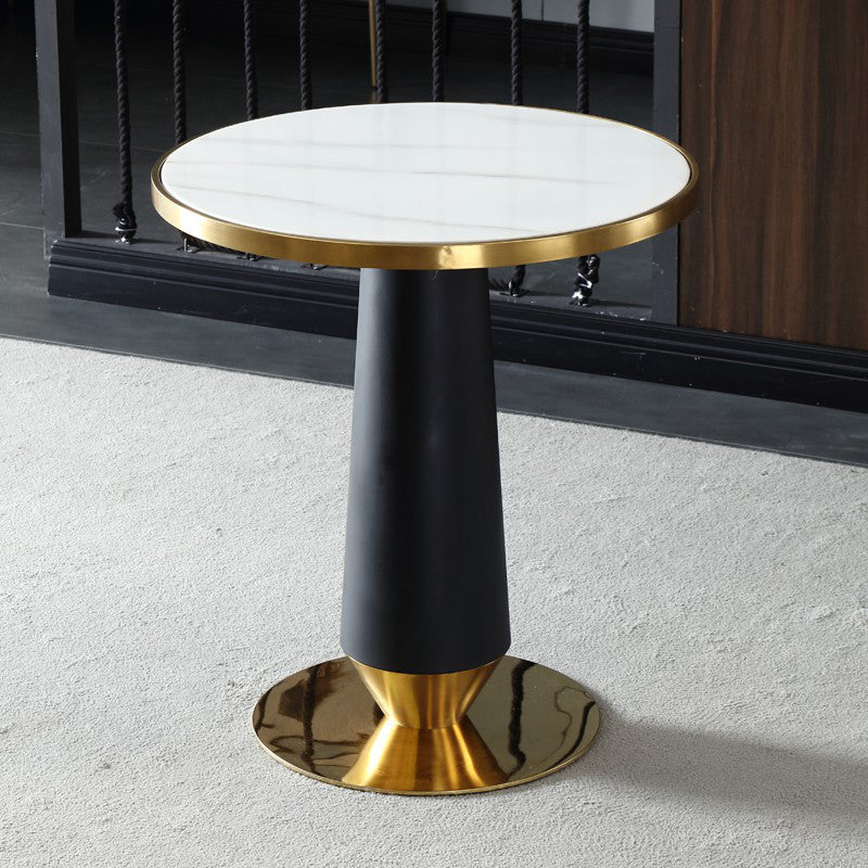 Metal Traditional Luxury Round Table Marble Top Indoor Table with Pedestal Black-Gold Without Chairs Clearhalo ' dining_table' 'Dining Tables & Seating' 'Dining Tables' 'furn' 'furn_dining_table' 'Furniture' 'furniture_dining_table' 'Kitchen & Dining Furniture' 'kitchen&dining_furn' 'kitchen' 'kitchen_dining_table' 4092054