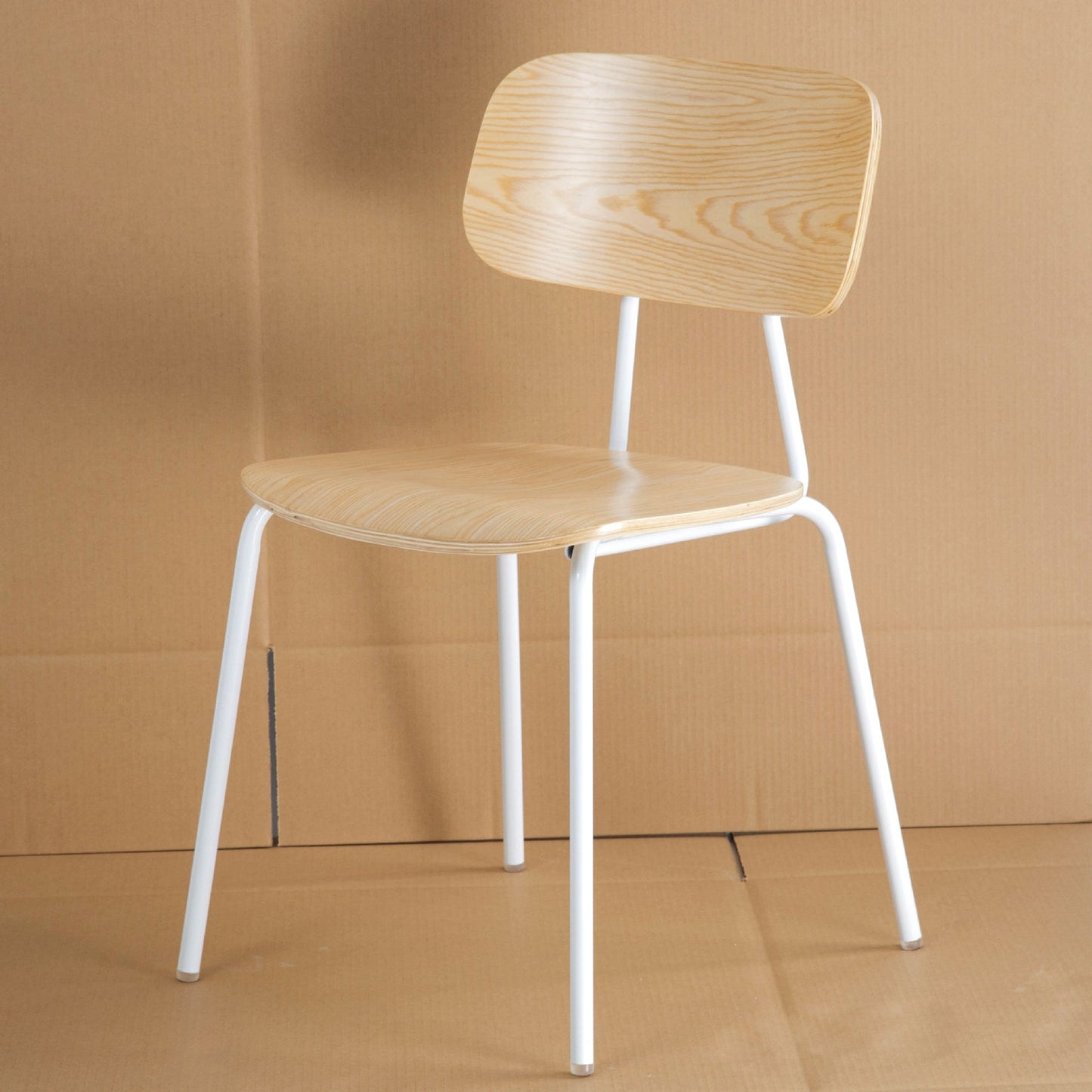 Industrial Metal Side Chair Open Back Stackable Dining Chair with Black Legs Natural 1 Piece Clearhalo ' kitchen&dining_furn' 'Dining Chairs' 'Dining Tables & Seating' 'dining_chair' 'furn' 'furn_dining_chair' 'Furniture' 'furniture_dining_chair' 'Kitchen & Dining Furniture' 'kitchen' 4104382