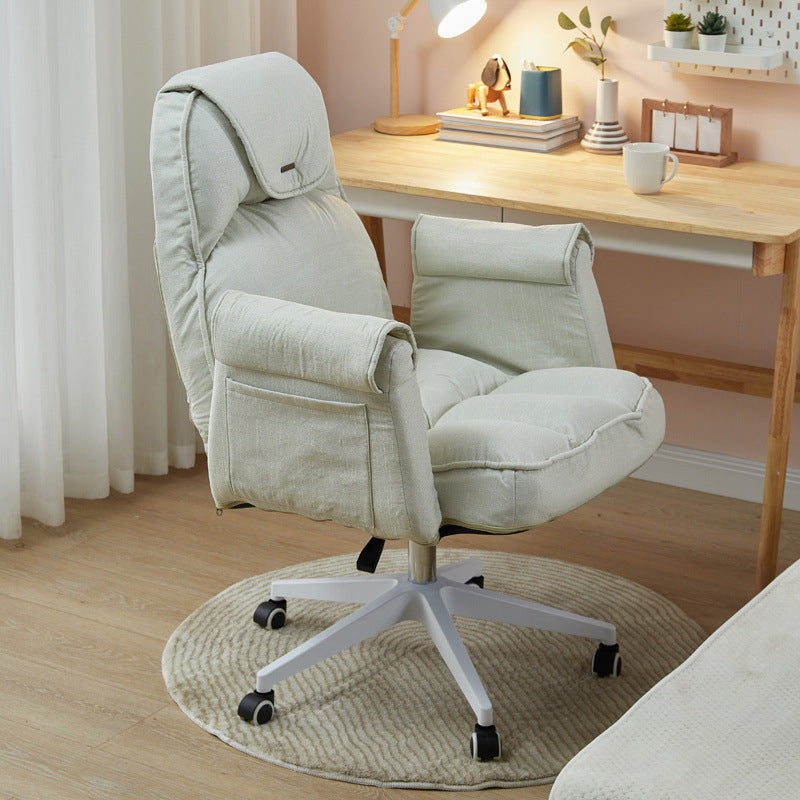 Minimalist Style Upholstered Arm Dining Chairs Solid Back Dining Chairs for Home Light Beige 1 Piece Clearhalo ' kitchen&dining_furn' 'Dining Chairs' 'Dining Tables & Seating' 'dining_chair' 'Furniture' 'furniture_dining_chair' 'Kitchen & Dining Furniture' 'kitchen' 4104433